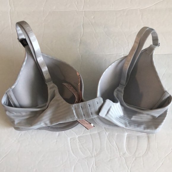 Victoria's secret Bra T-Short Blue Stripe 36C - Picture 6 of 11